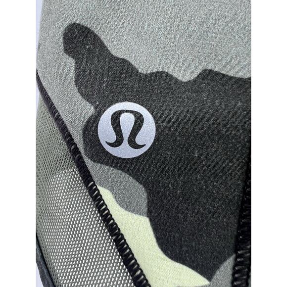 Lululemon Shorts Women Sz 4 Tall Hotty Hot Short II Camo Green Gym Workout Run - Picture 5 of 11